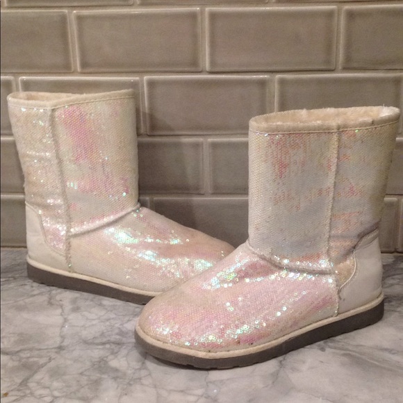 SO Shoes - White pink sequin winter pull on boot bling sz 8